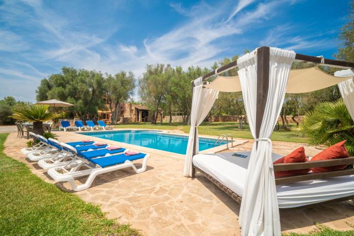 E433 Villa Son Fumat by Mallorca Villa Selection