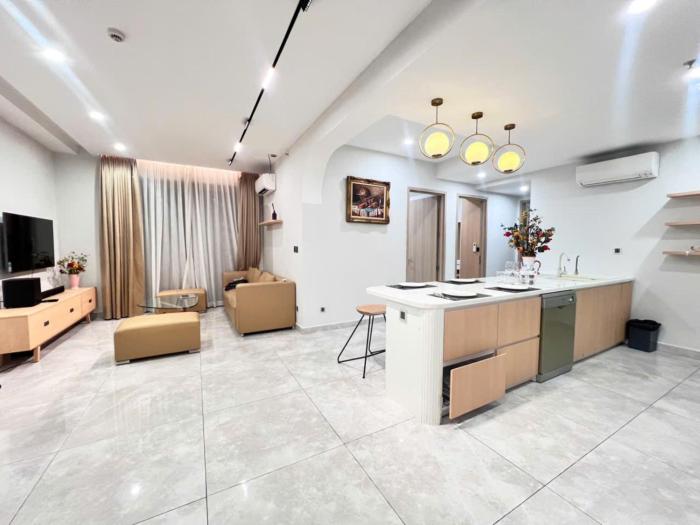 StayX Luxury Apartment near SECC