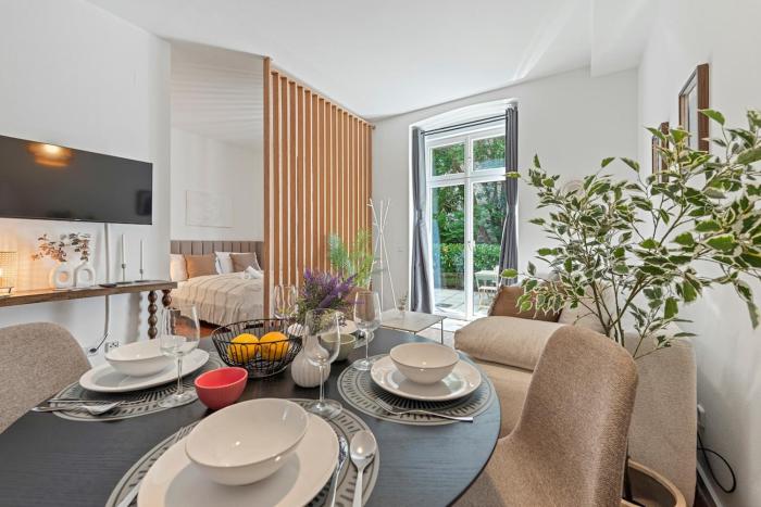 Central & Peaceful Apartment with Terrace