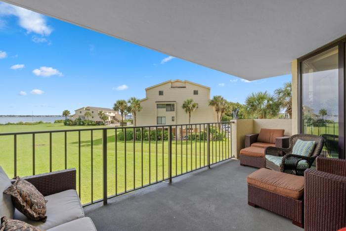 Santa Rosa Dunes Unit 912