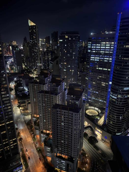 Fully-furnished 1-br unit