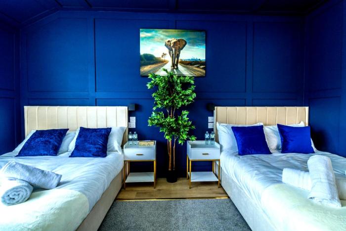 Blue Haven House Sleeps 11 Garden & Parking