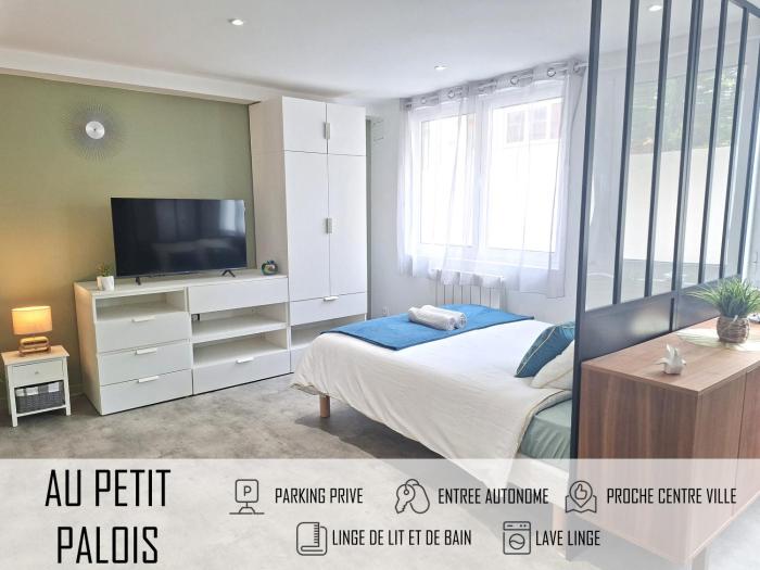 Au Petit Palois - Parking Privé - 5min Centre ville - 2personnes