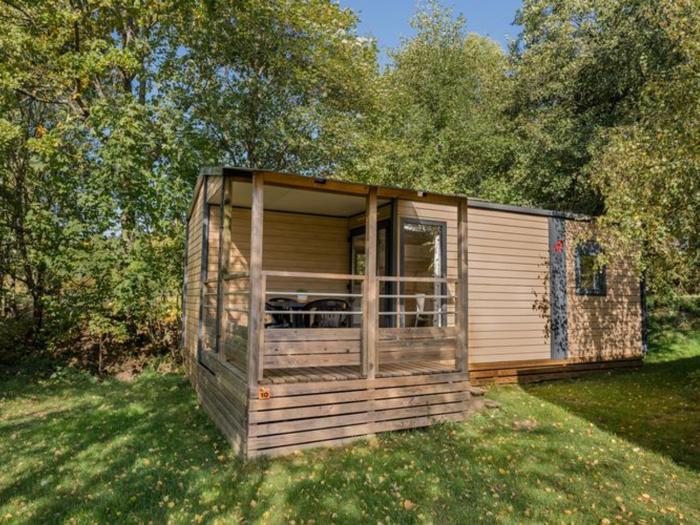 Mobil-home 2 chambres avec terrasse et salon de jardin - API-1-52-448