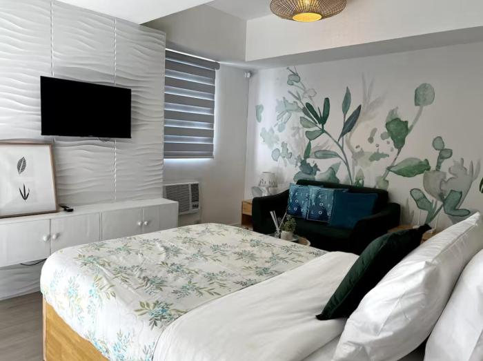 Tropical Zen Modern Minimalist