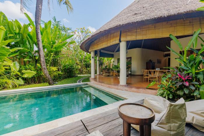 Flor Villa by Betterplace