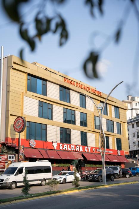 Emsa Palace Hotel
