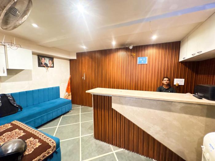 Hotel Nenu-Mal ajmer AC OR NON AC Both Room