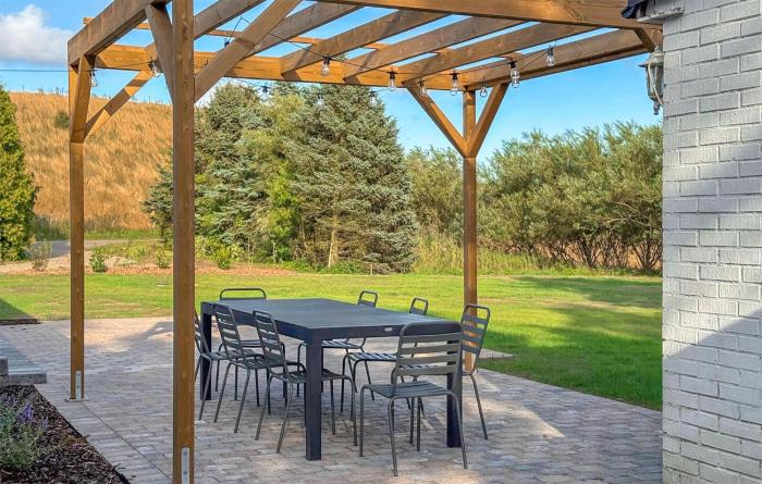 3 Bedroom Lovely Home In Hammenhög