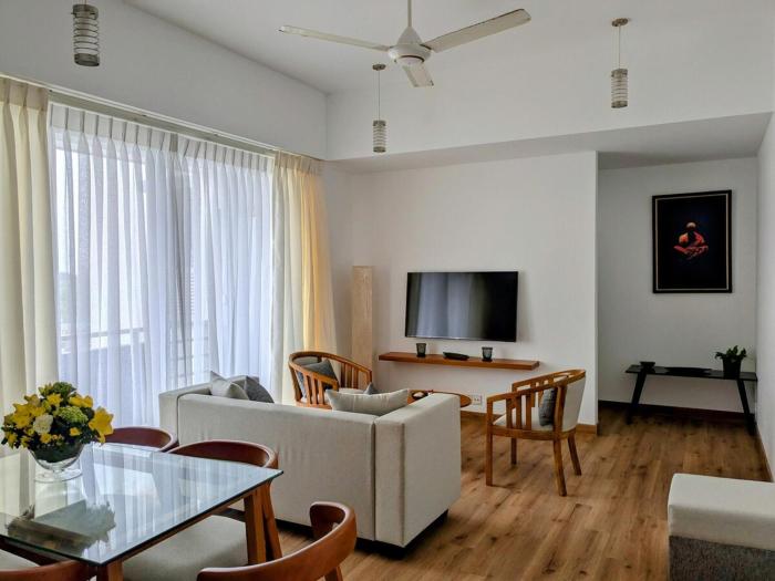3 Bedroom Apartment in Colombo 05, Pool, Gym, Rooftop