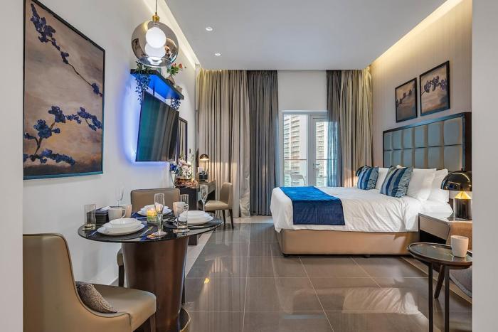 DAMAC Majestine Studio with Pool, Spa and Gym Near Bus & DubaiMall