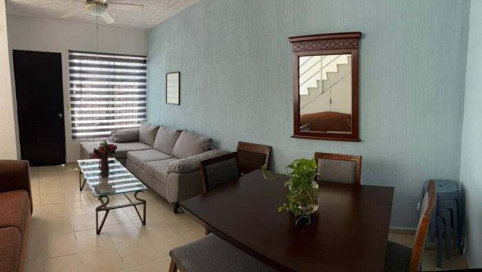 Casa para 7, con clima y con albreca en fraccionamiento privado