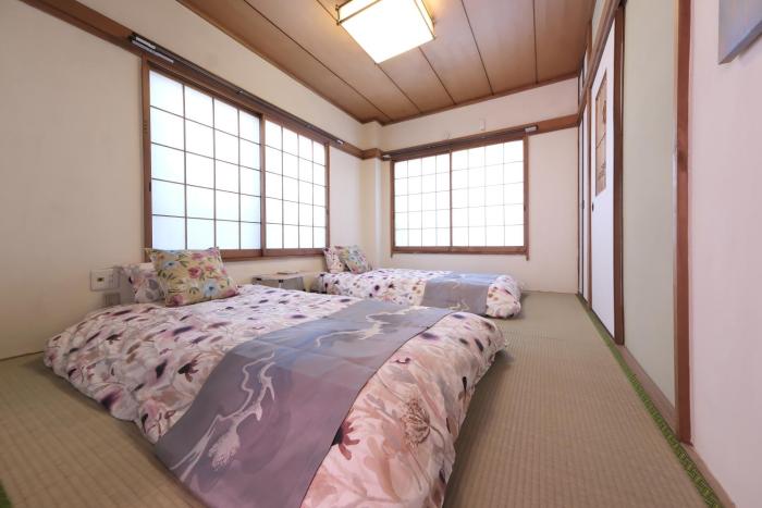 Lucky house west Kitasenju