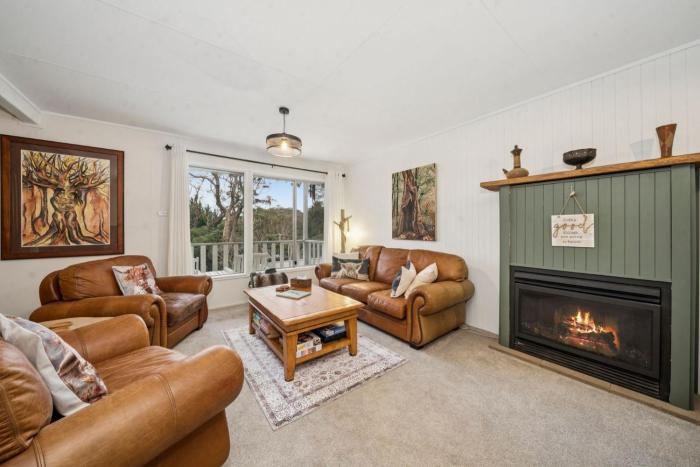 Banksia Mountain Retreat