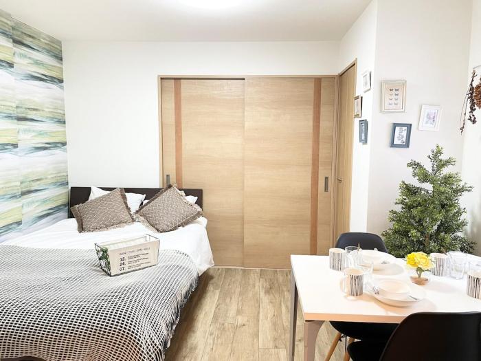 M101 8mins from Ikebukuro sta 9min to Shinjuku byTrain