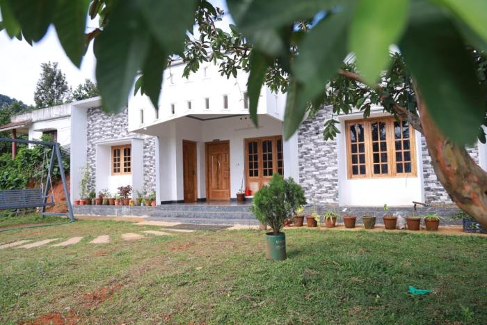 Munnar Mountain view cottage
