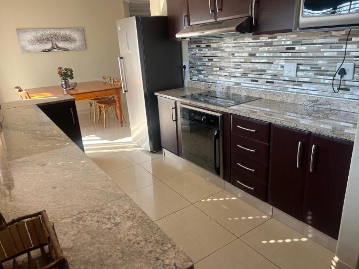 Thee House - Mkamba Gardens