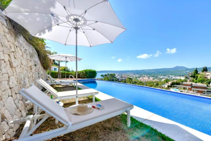 Atlas - Managed by Almarina Villas