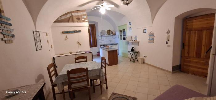 Bilocale centro storico di Bosa