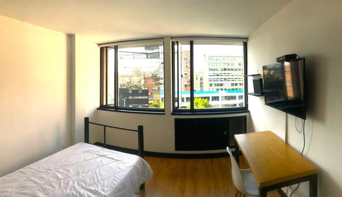 Habitaciones junto a Clinica Marly