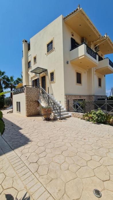 Aegina Horizon Stonehouse