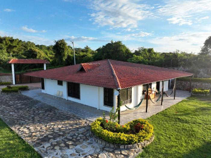 Finca Hotel Villa Claudia, La Mesa Cundinamarca