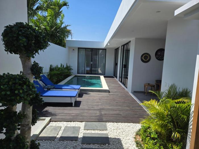Sunflower Bali Villa
