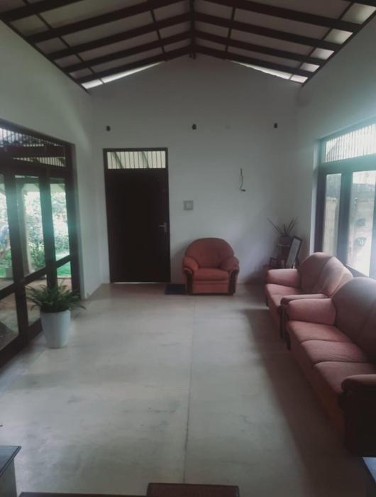 Diamond rock villa