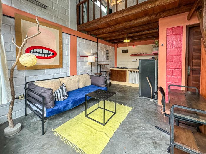 Central 1BR Mezzanine Loft with Shared Pool, Fitness and Private Kitchen in Canggu