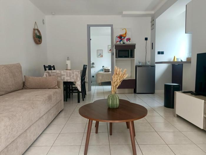 T1 cosy avec jardin à 7 min de laéroport, proche de Nantes