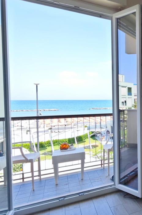 Appartamento Fronte Mare Pesaro