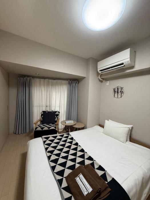 新宿区早稻田大学徒步3分 203 楼下公车直达新宿上野 池袋高田马场 有电梯阳台大衣柜 周边生活便利