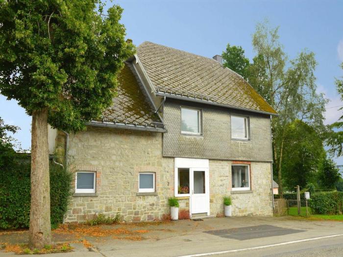 Holiday Home with Garden, Heating, Barbecue