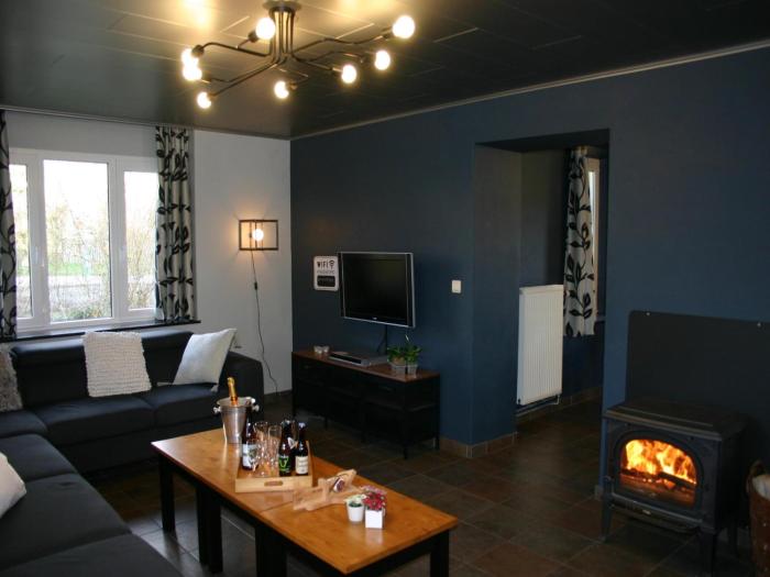 Home in Vielsalm with Sauna