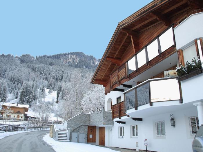 Apartment in Kitzbuhel near Ski Slopes
