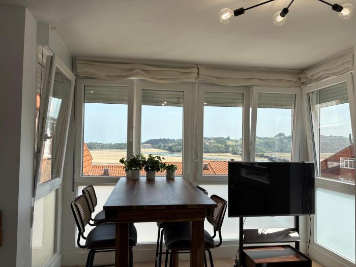 Vistas a la ría, Camas 160cm, Reformado, Wifi