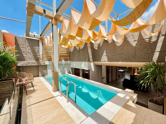 Lakeview Park Villas - Every Duplex with Private Pool