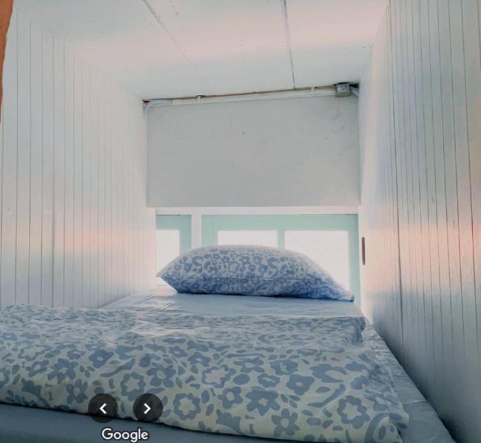 The Hide Out Rambuttri Hostel