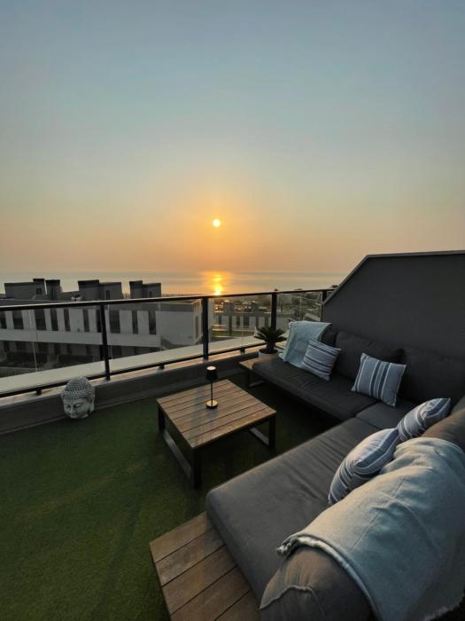 Iconic Alluba Alicante luxury bay