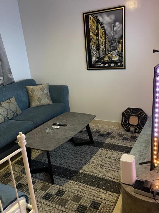 استديو مميز بدخول ذاتي