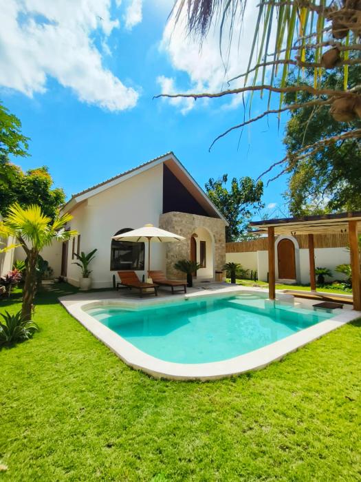 Banua Villa Lombok - Peaceful 2BR Private Pool Villa near Kuta