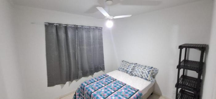 Casa em condomínio - 2 quartos - 2 vagas de garagem