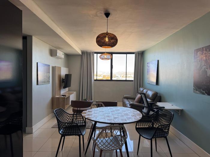 Fati Unit on 77 Independence 8th floor