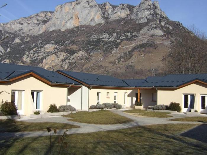 Gîte mitoyen avec terrasse pour 4 personnes - API-1-52-198