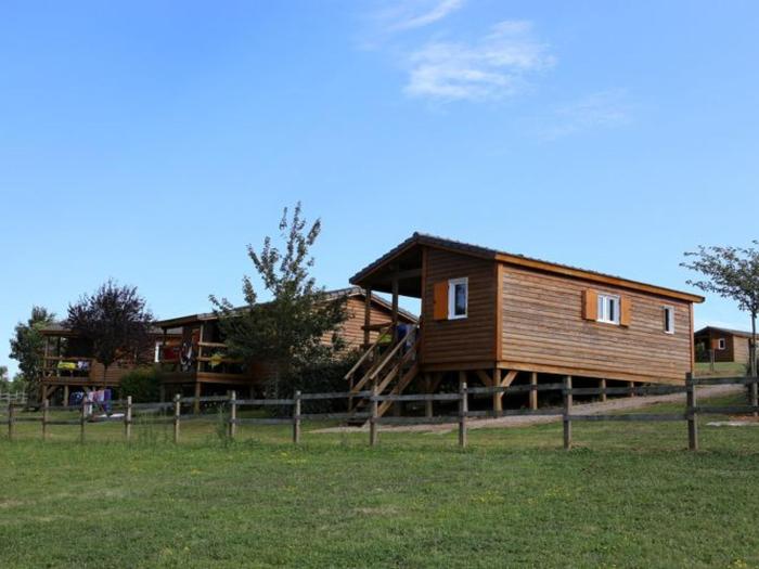 Chalet spacieux pour 8 pers - Vue étang - Terrasse - API-1-52-224