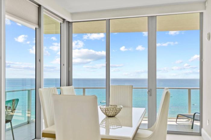 Oceanfront Luxury 2 King Suites at Amrit Resort