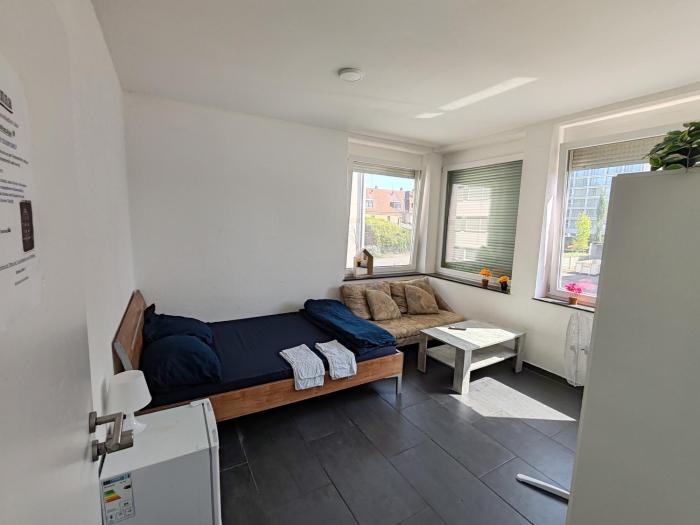 Anna Zimmer Zentral Bequem