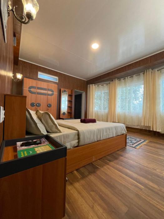 Lemos Cafe and Homestay