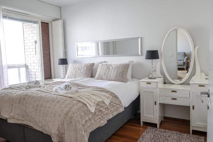 Aurora River Apartment By BookLapland