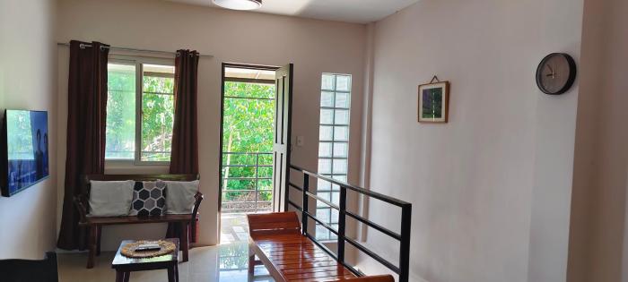 Z and j Transient House